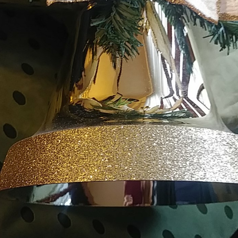 Hanging Bell - Picture 3 of 6